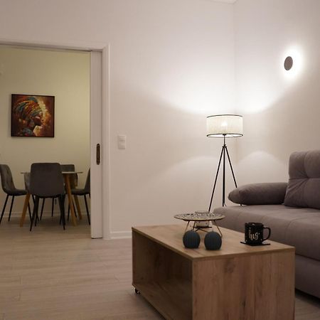 Bright & Cozy Apartment, Афіни Екстер'єр фото