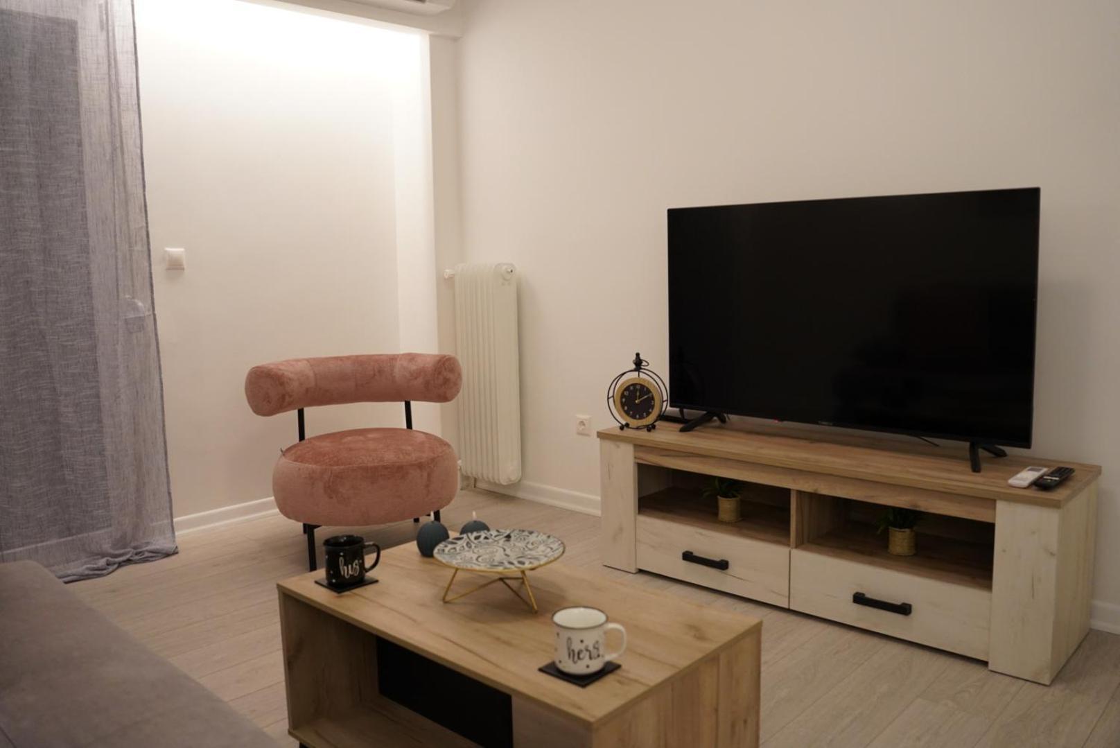 Bright & Cozy Apartment, Афіни Екстер'єр фото