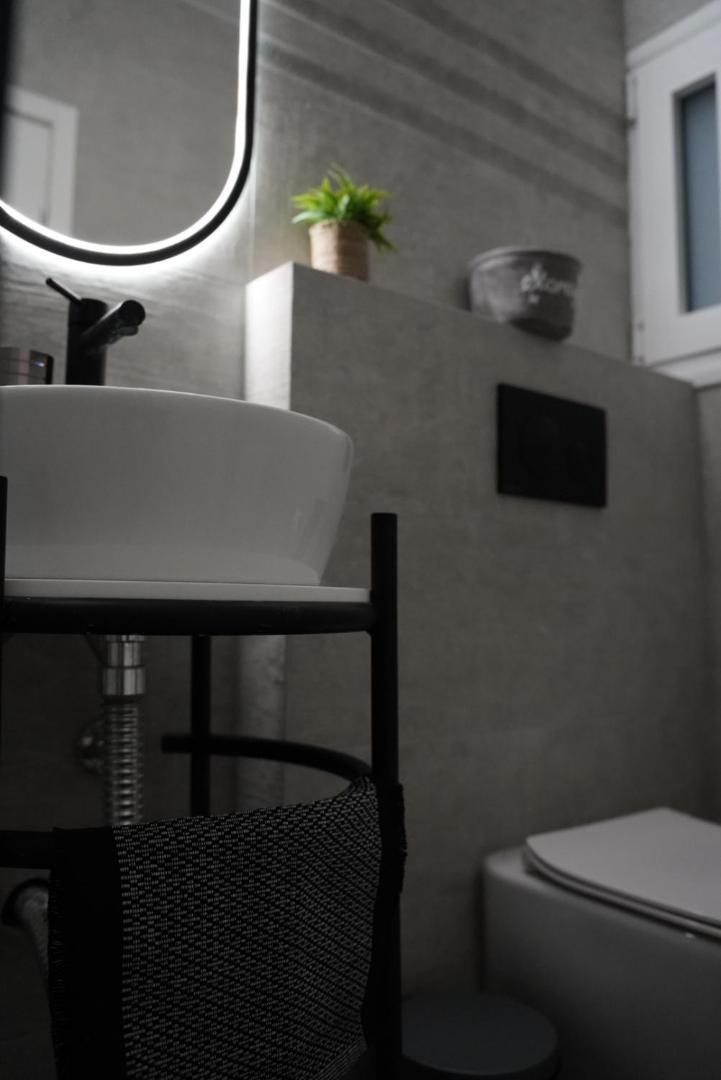 Bright & Cozy Apartment, Афіни Екстер'єр фото